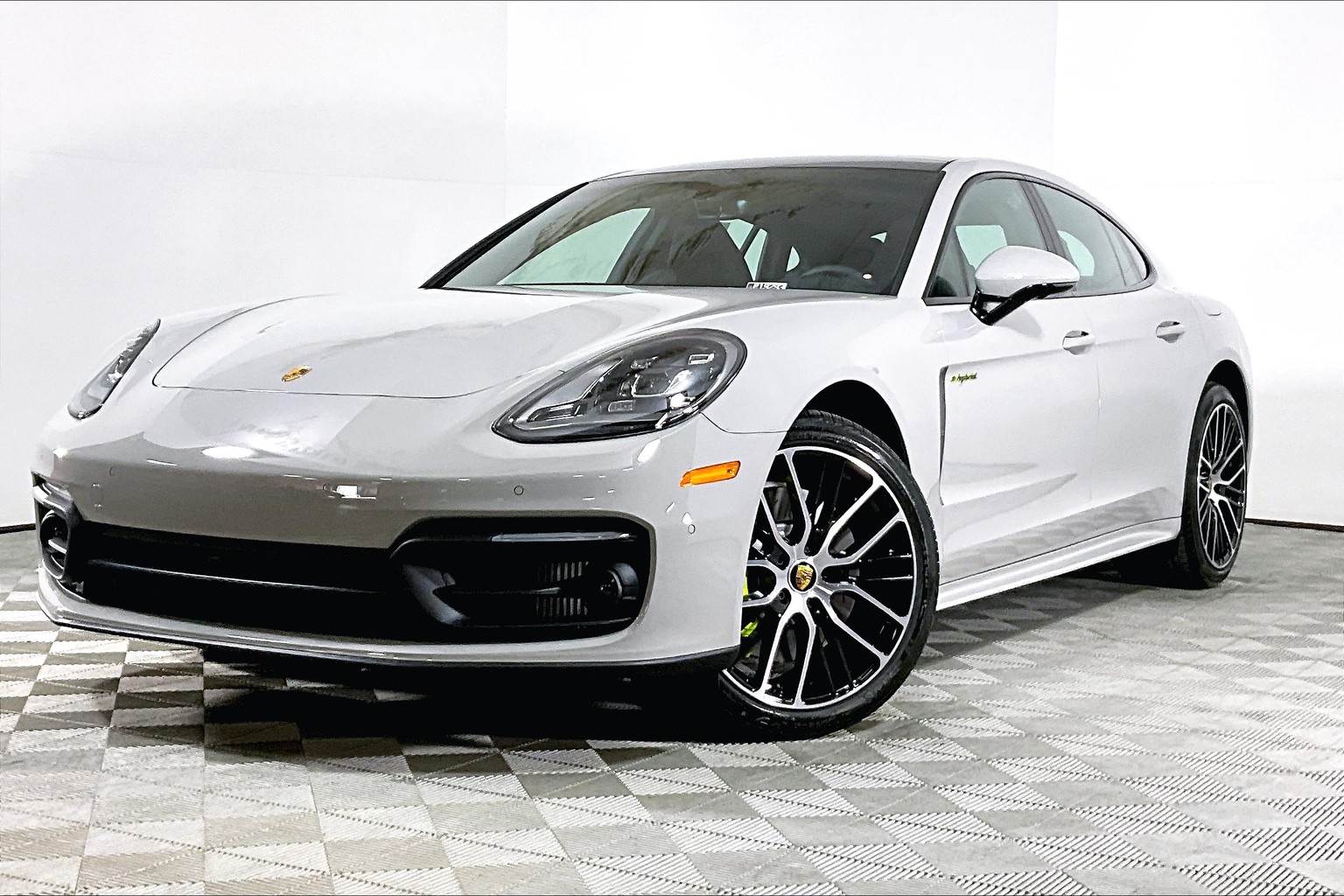 2023 Porsche Panamera E Hybrid 4 Los Angeles CA Beverly Hills